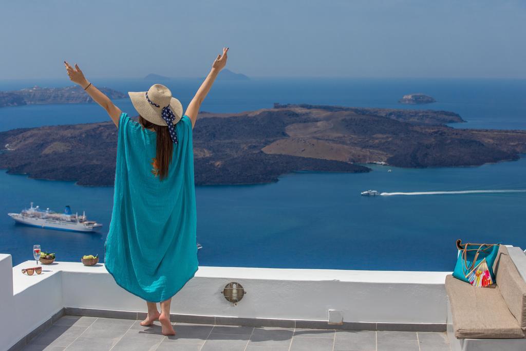Karpimo Horizon - Caldera View With Private Hot Tub Villa Firostefani Dış mekan fotoğraf