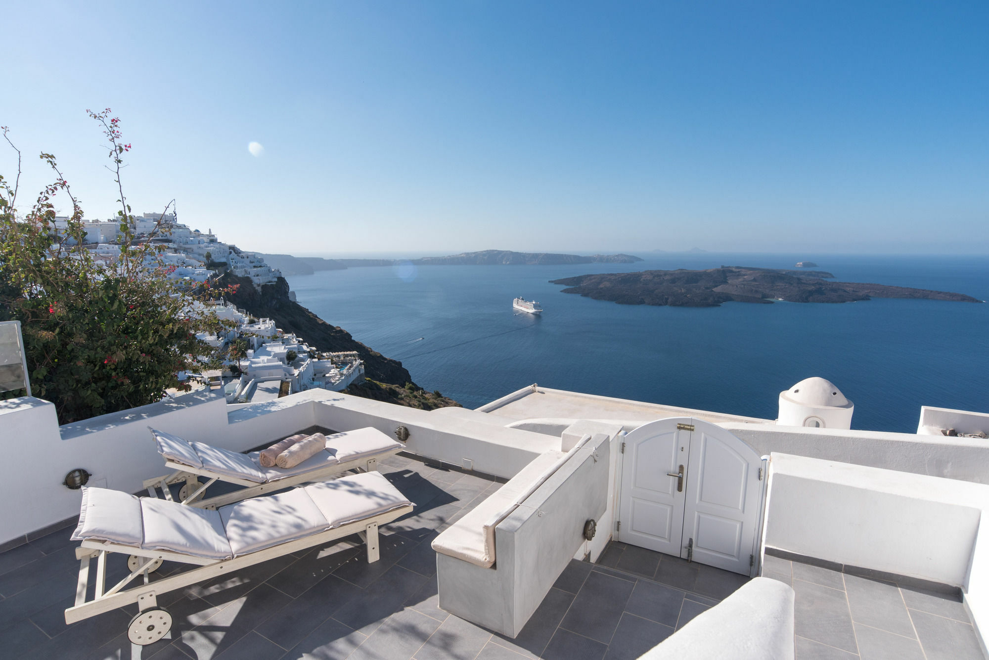 Karpimo Horizon - Caldera View With Private Hot Tub Villa Firostefani Dış mekan fotoğraf