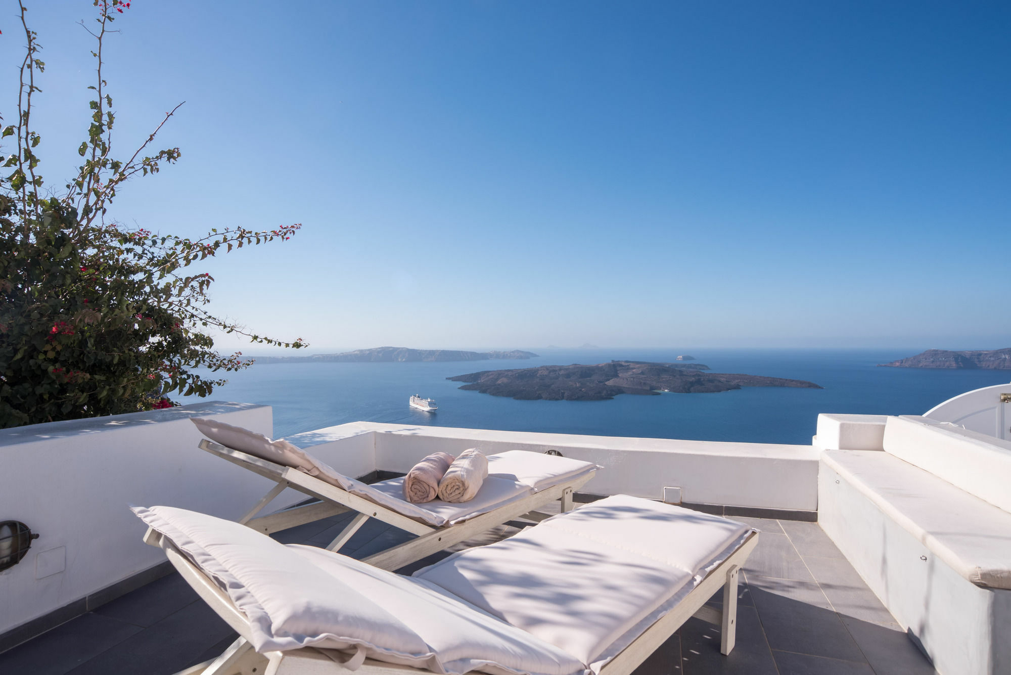 Karpimo Horizon - Caldera View With Private Hot Tub Villa Firostefani Dış mekan fotoğraf
